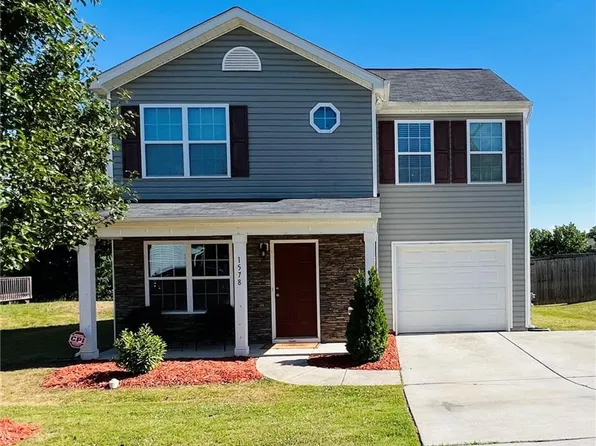 1578 Zeverly St, Winston Salem, NC 27127