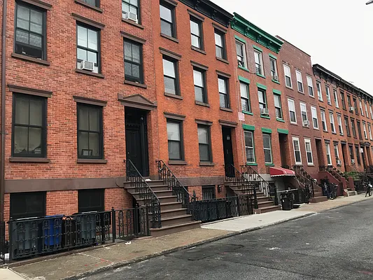 Rented by Compass | media 11