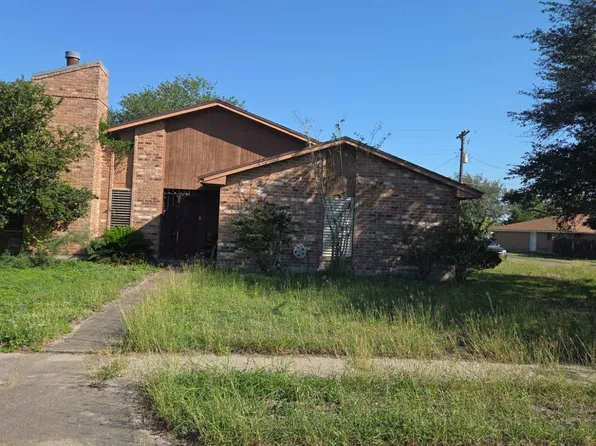 125 Avalon Dr, Robstown, TX 78380