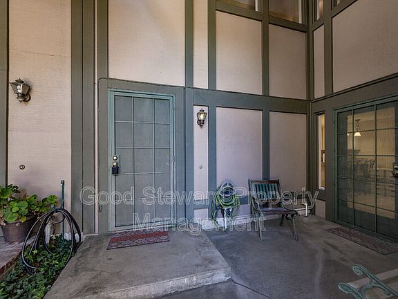 4th image of 6646 Vista Loma