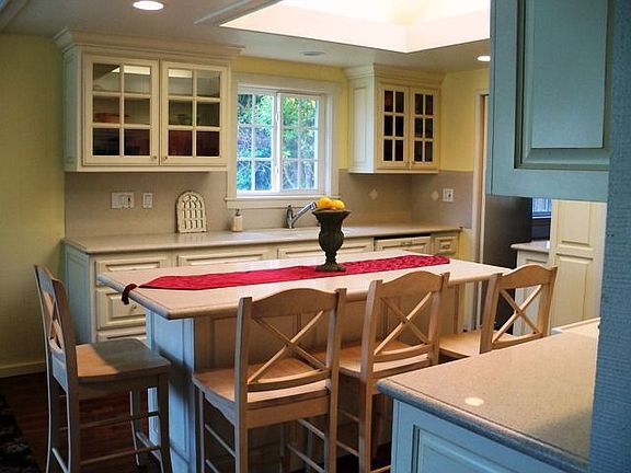Beautiful Cabinetry with Island Seating!