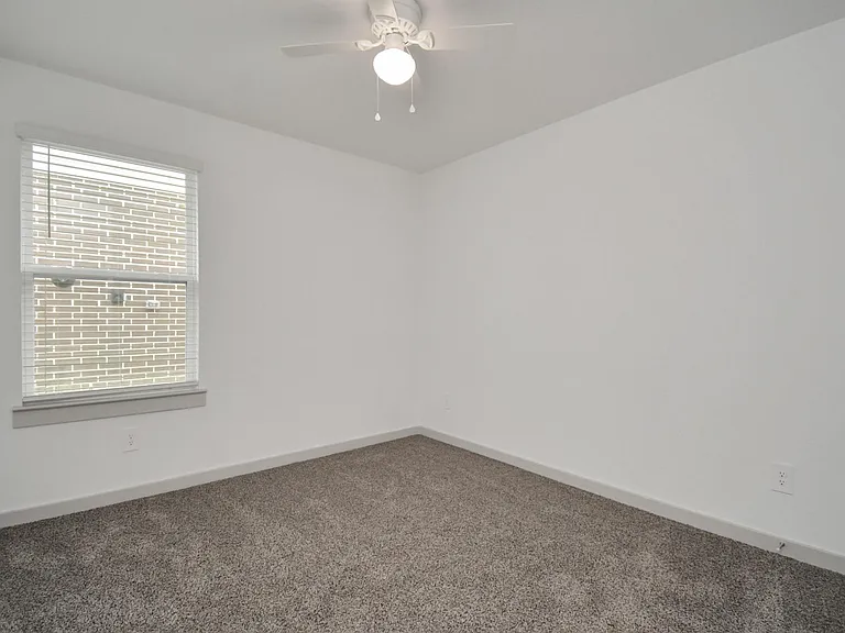 7803 Golden Rubia Ln — Photo 43