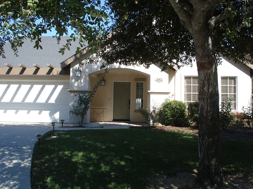 1st image of 582 Fairchild Ln