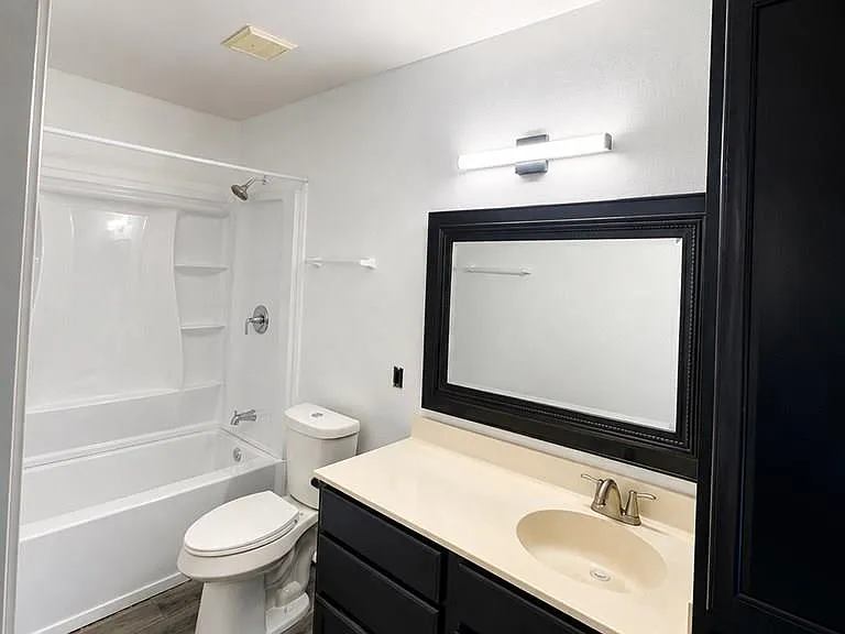 1209 Mango Ct — Photo 3