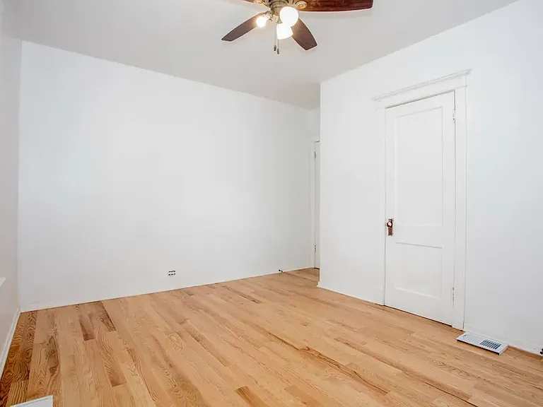 2057 N Albany Ave #1 — Photo 17