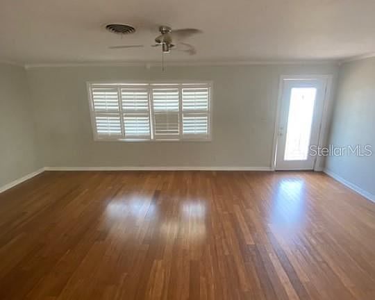 3rd image of 5501R 7th St S