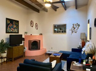 2066 Placita De Quedo, Santa Fe, NM 87505