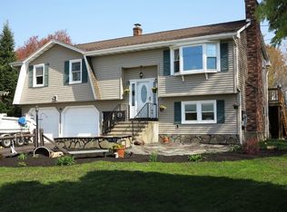 82 Wilcox Rd, Middletown, CT 06457