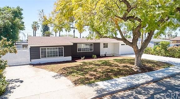 3rd image of 170 Brown Dr