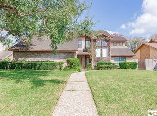 502 Chimney Rock Dr, Victoria, TX 77904