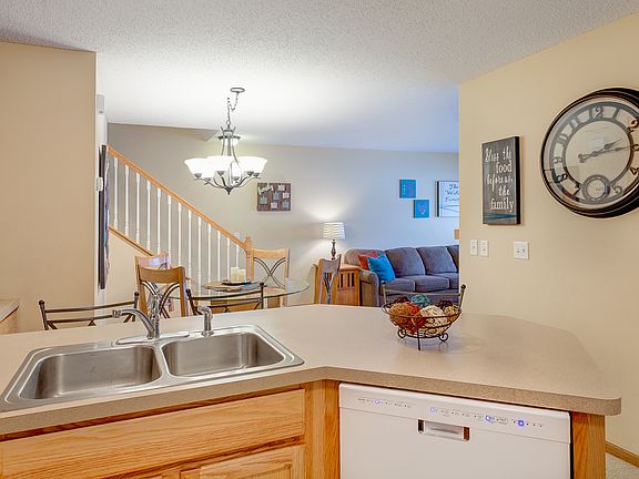 5th image of 3571 Sterling Heights Dr