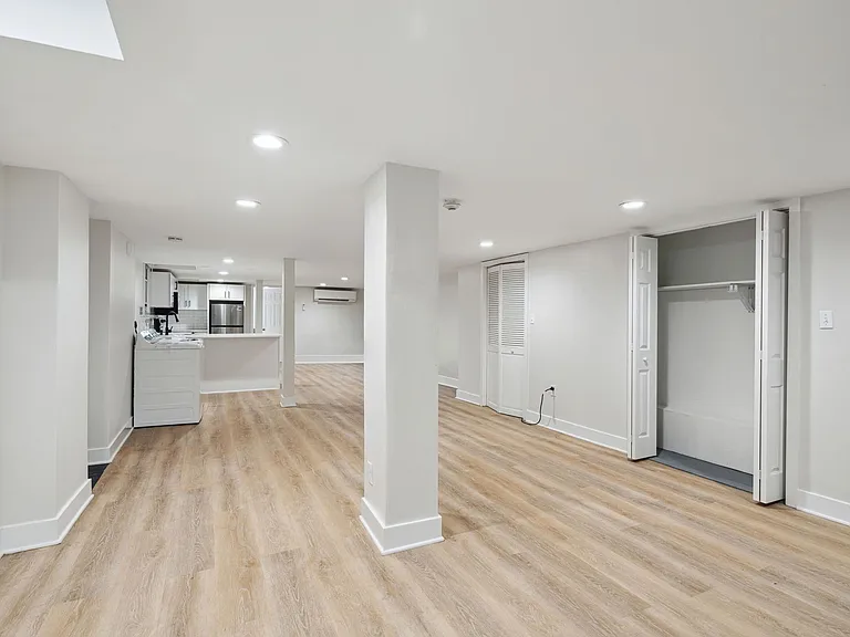 4815 Baltimore Ave — Photo 20