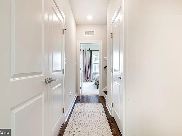 2335 Water Promenade Ave — Photo 31