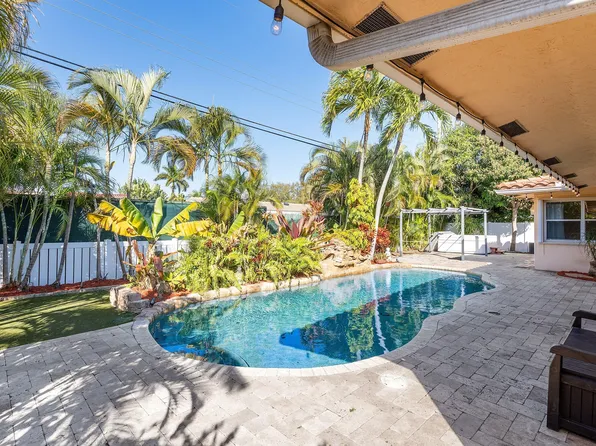 451 NE 25th Terrace, Boca Raton, FL 33431