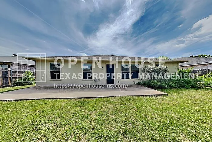 520 Bailey St — Photo 21
