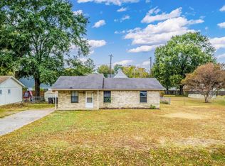 215 Southeastern Ave, Jacksonville, AR 72076