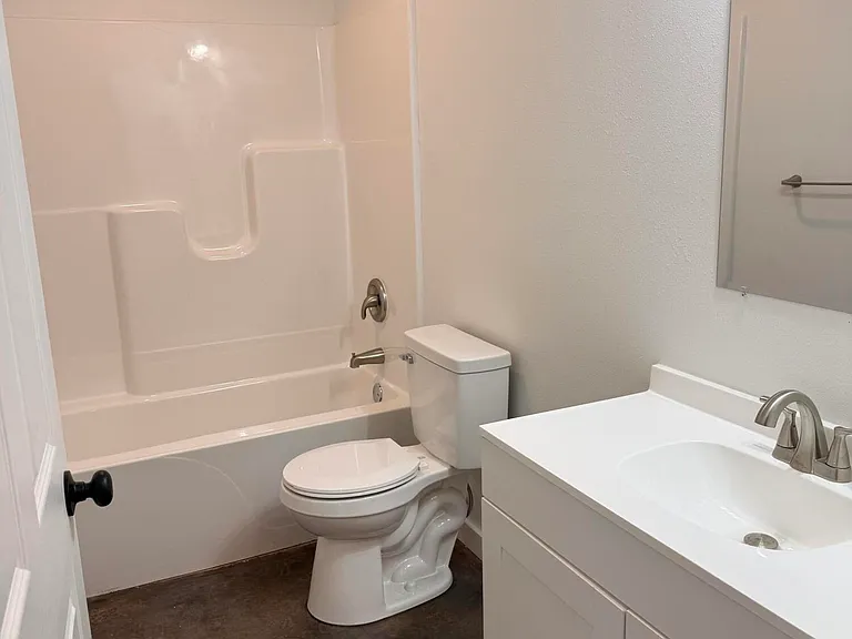 211 W Sunrise St #A — Photo 5