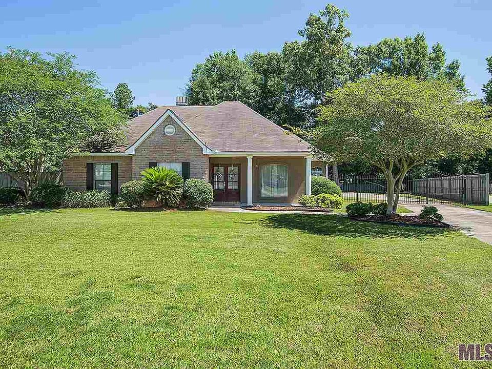 1st image of 41372 N Autumn Ave