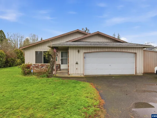 18501 SE Lincoln St, Portland, OR 97233