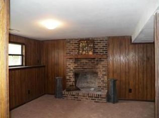 119 Marion St, Leavenworth, KS 66048