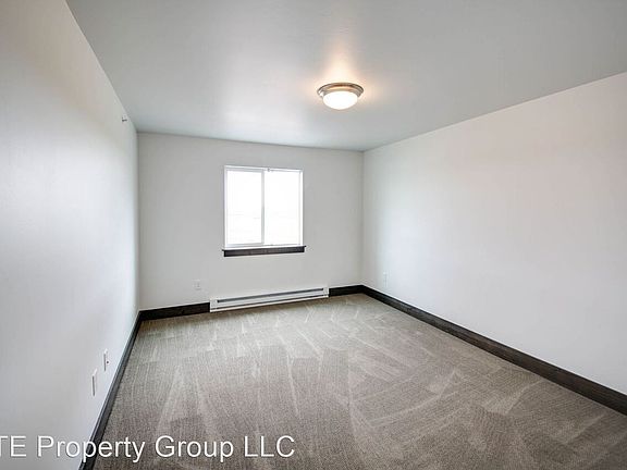 5th image of 1807 Golden West Dr #O