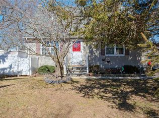 5 Monitor Ct, Coram, NY 11727