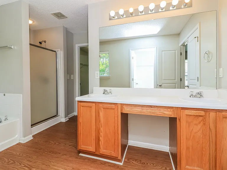 57 Darbys Run Ct — Photo 14