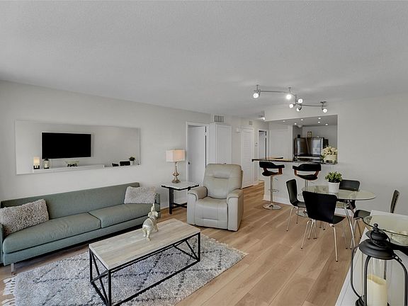 3rd image of 133 N Pompano Beach #1407