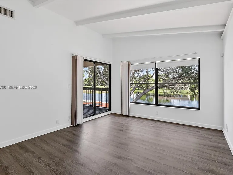 9703 N New River Canal Rd #103 — Photo 20