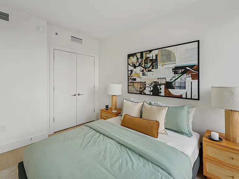 170 Freeman St #206 — Photo 7