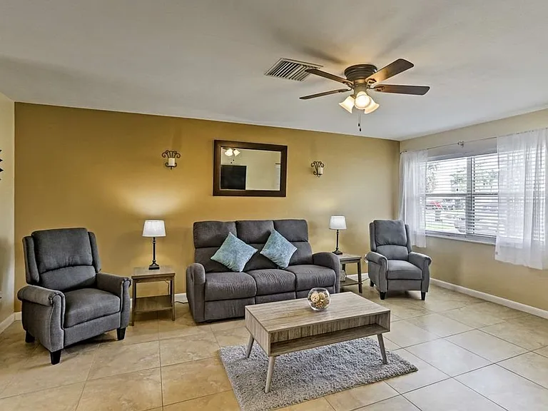 4120 SE 18th Pl — Photo 18