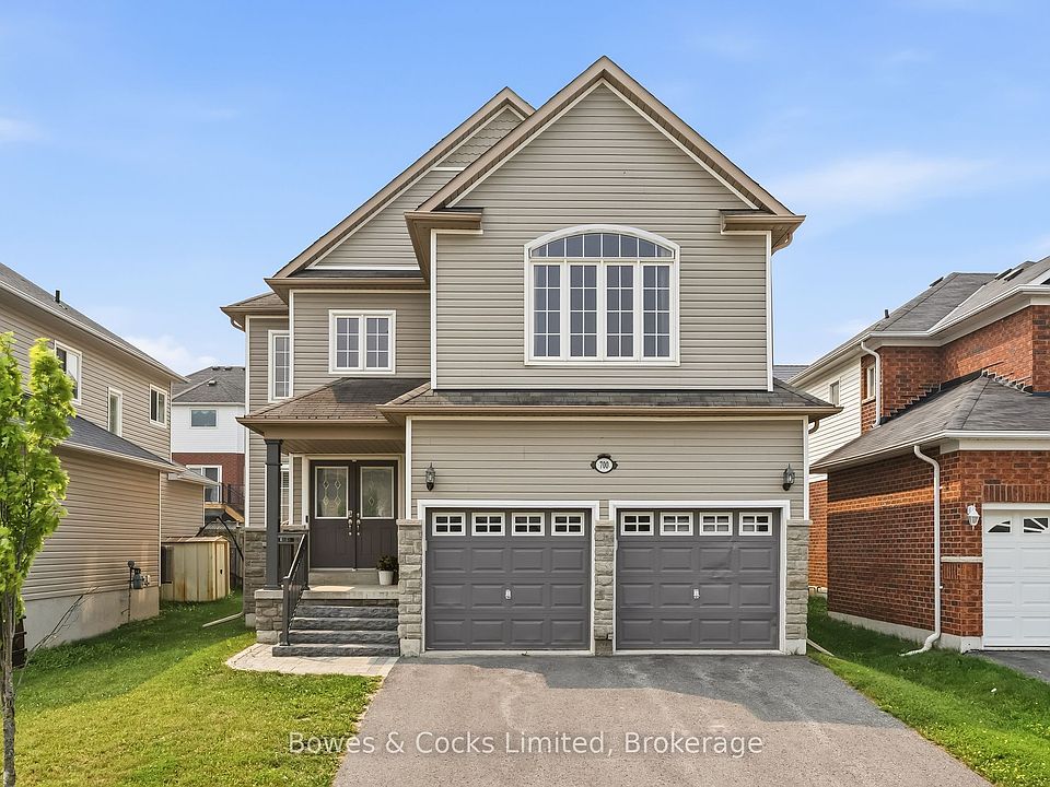 1st image of 700 Tully Cres