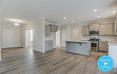 3305 Ardmore St — Photo 5