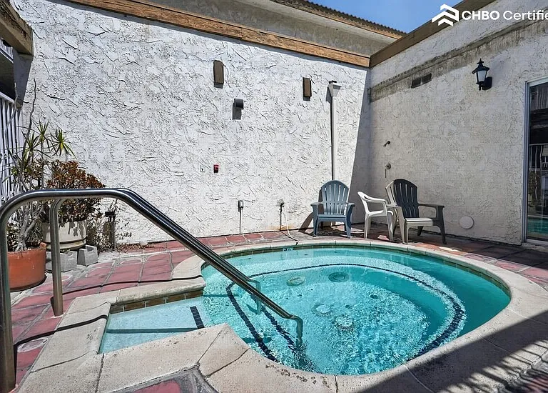 2296 Gaviota Ave #14 — Photo 39