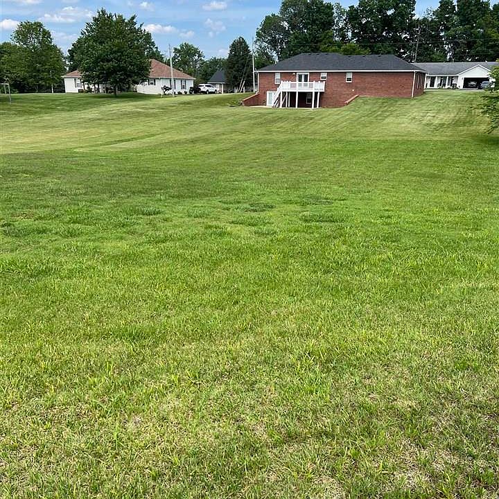2nd image of 61 McDonald Dr