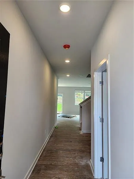 4 bed, 3.0 bath, 2406 sqft, $2,500 — Photo 3