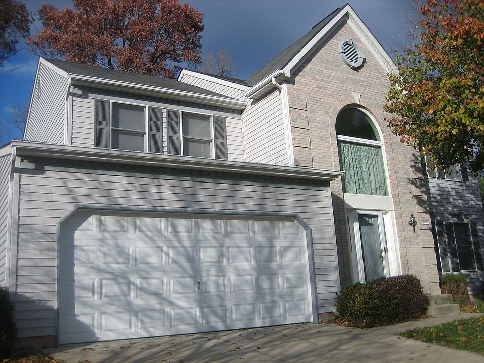 Beautiful Exterior in Cul-de-Sac