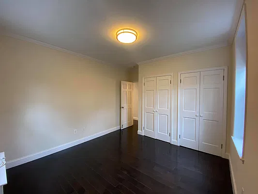 Rented by Oxford Property Group | media 11