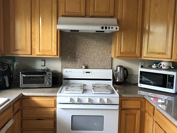 3rd image of 5015 Tyler Ave APT B