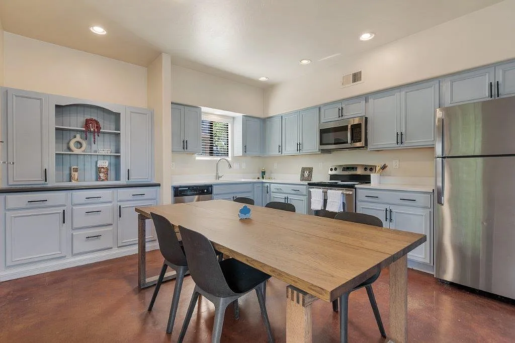 The Benedictine Townhomes — Photo 4