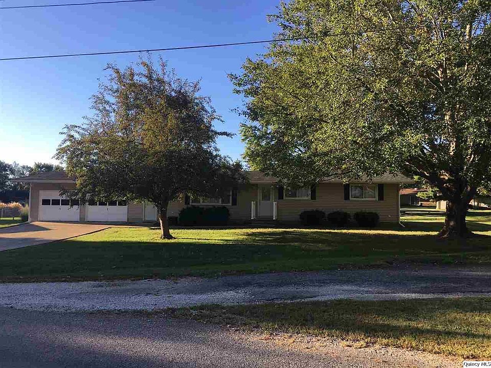 1st image of 7 Lynn Rose Hts