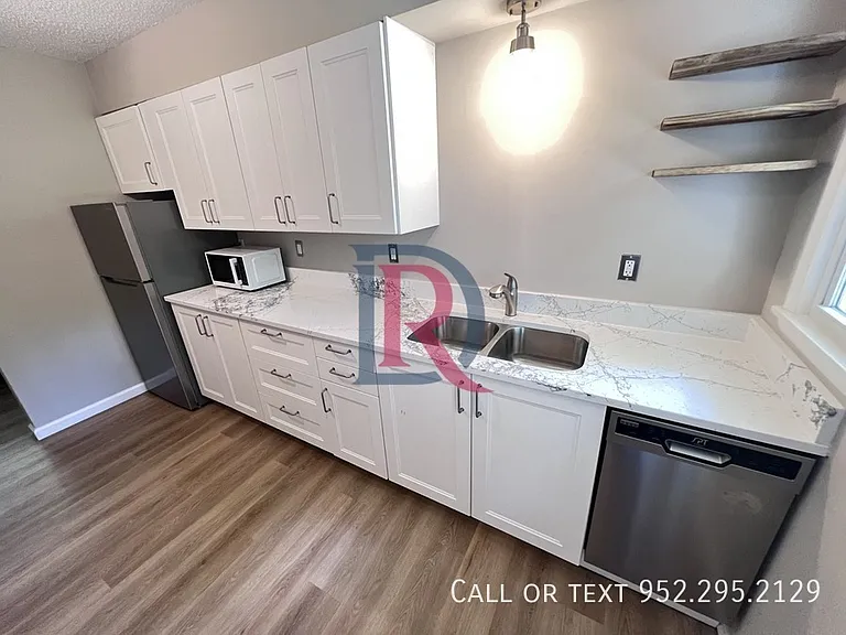 13702 Country Ln — Photo 9