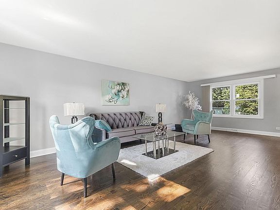 3rd image of 6009 Ross Dr