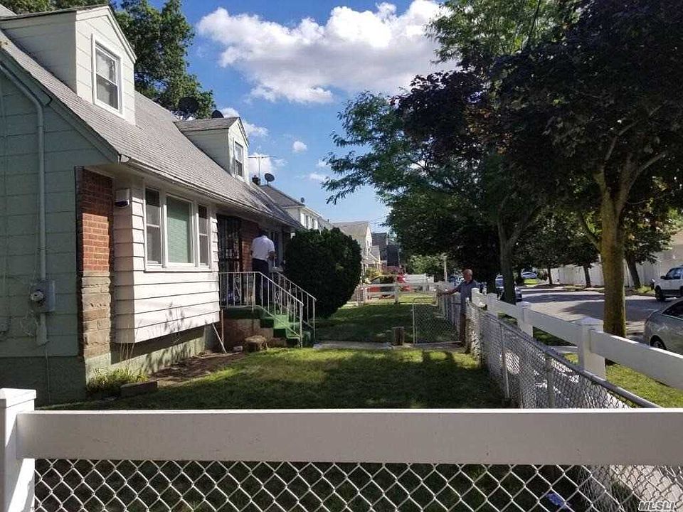 2nd image of 14305 181st Pl