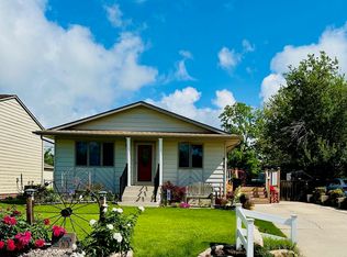 913 W 8th St, Ogallala, NE 69153