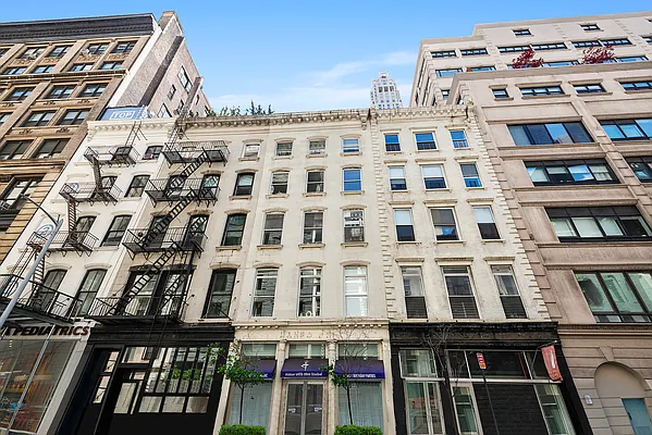 Rented by Corcoran | media 23