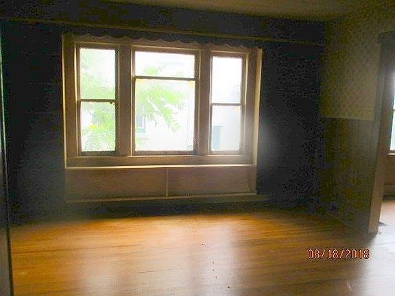 4th image of 133 Verona St