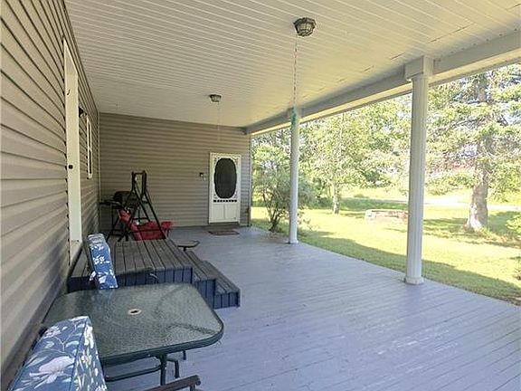 4th image of 684 Principale St