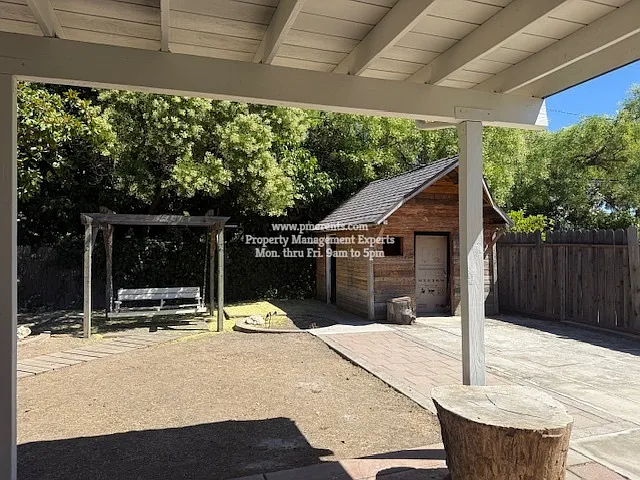 3 bed, 1.0 bath, 1120 sqft, $2,400 — Photo 3