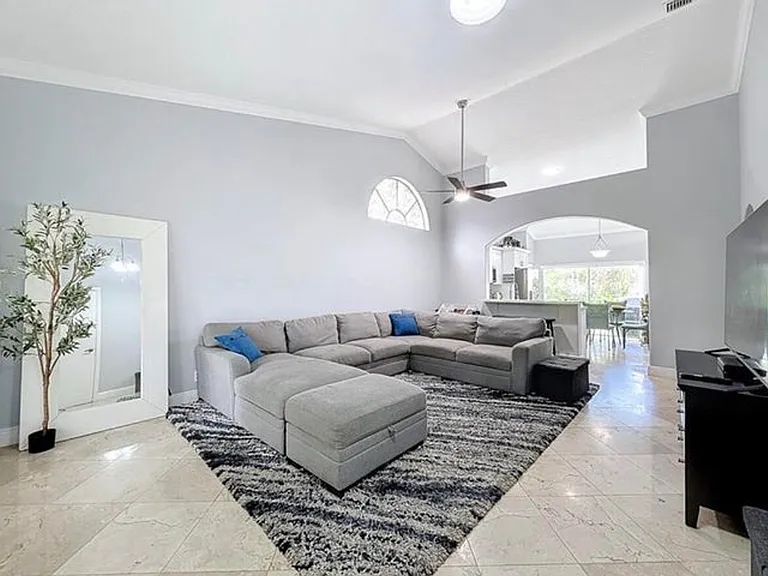 7657 Sanctuary Dr — Photo 5
